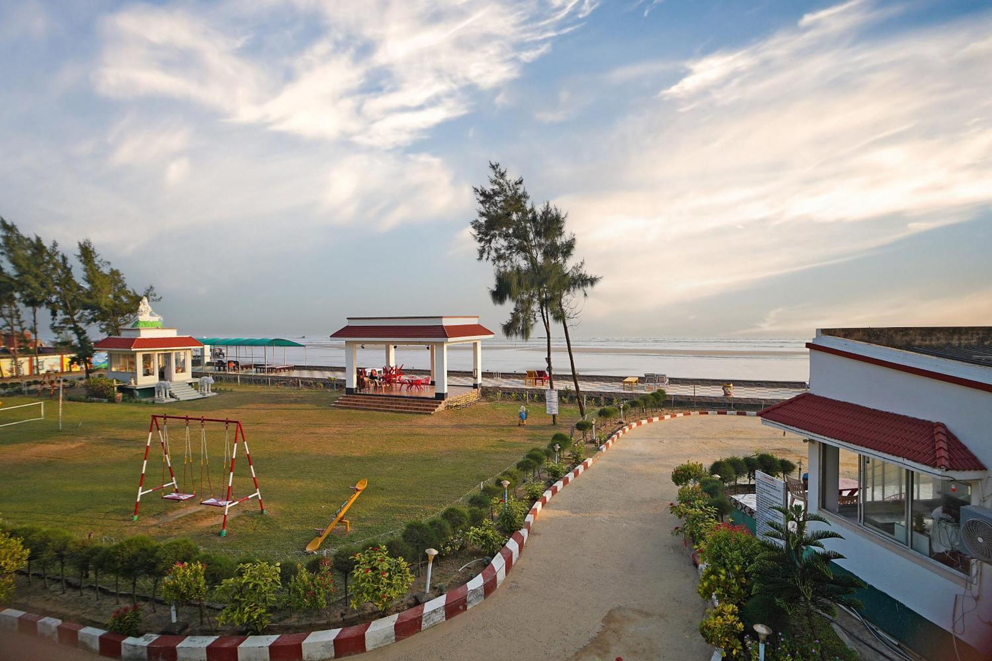 Santiniketan Hotel And Resort !! On Beach Family Resort !! ماندارموني المظهر الخارجي الصورة