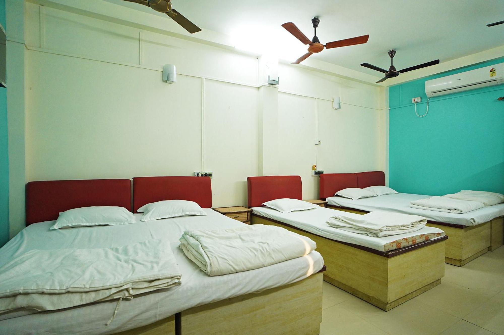 Santiniketan Hotel And Resort !! On Beach Family Resort !! ماندارموني المظهر الخارجي الصورة
