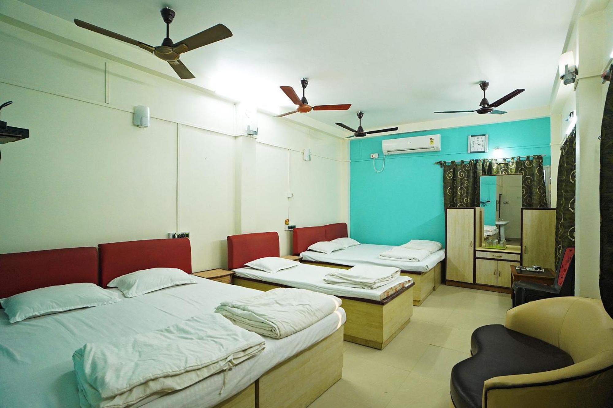 Santiniketan Hotel And Resort !! On Beach Family Resort !! ماندارموني المظهر الخارجي الصورة