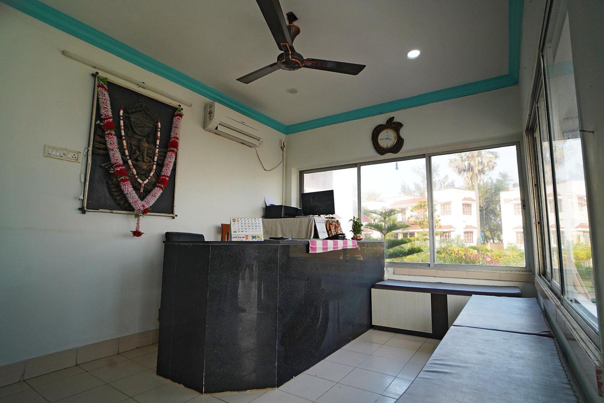 Santiniketan Hotel And Resort !! On Beach Family Resort !! ماندارموني المظهر الخارجي الصورة