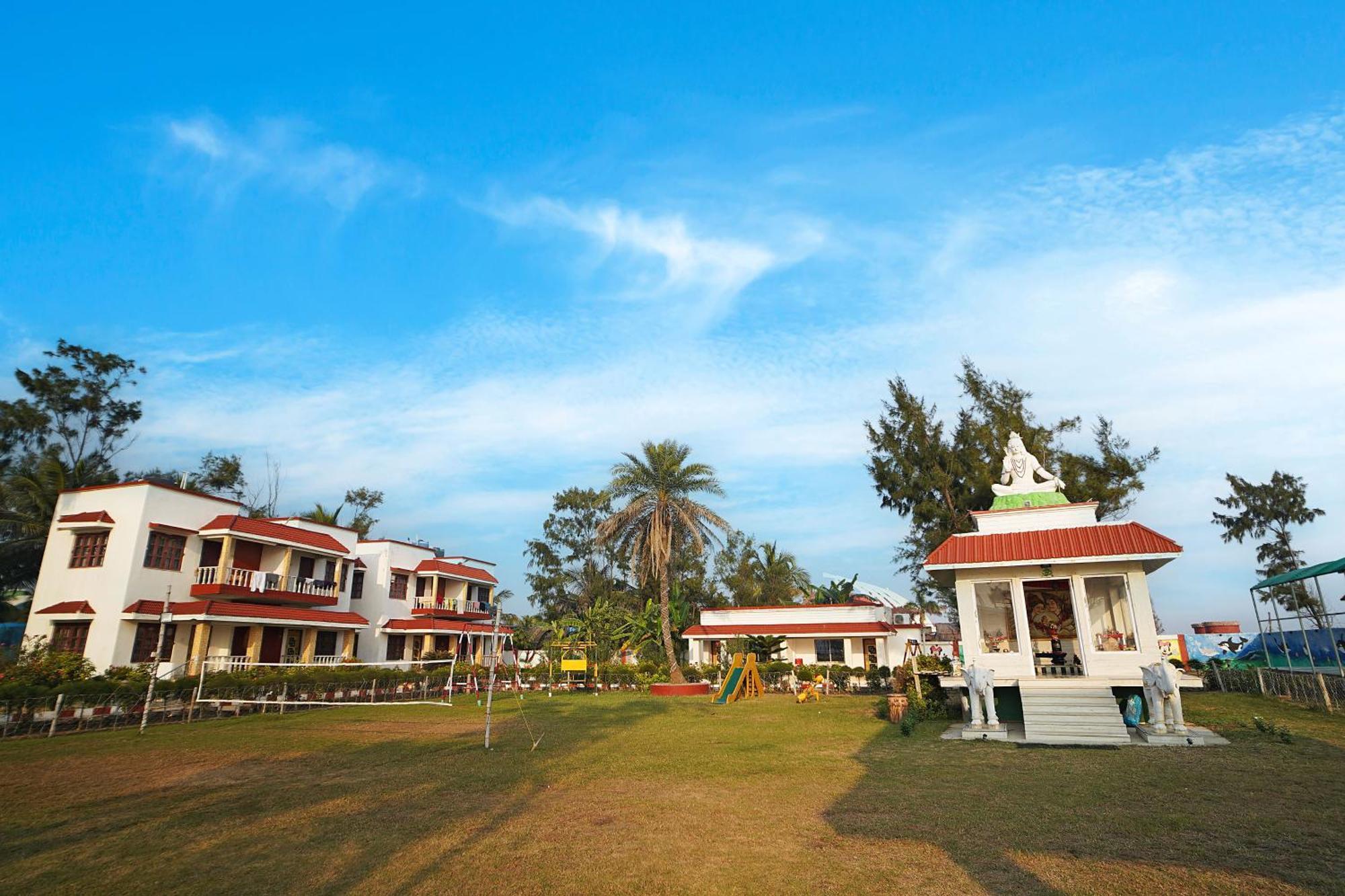 Santiniketan Hotel And Resort !! On Beach Family Resort !! ماندارموني المظهر الخارجي الصورة