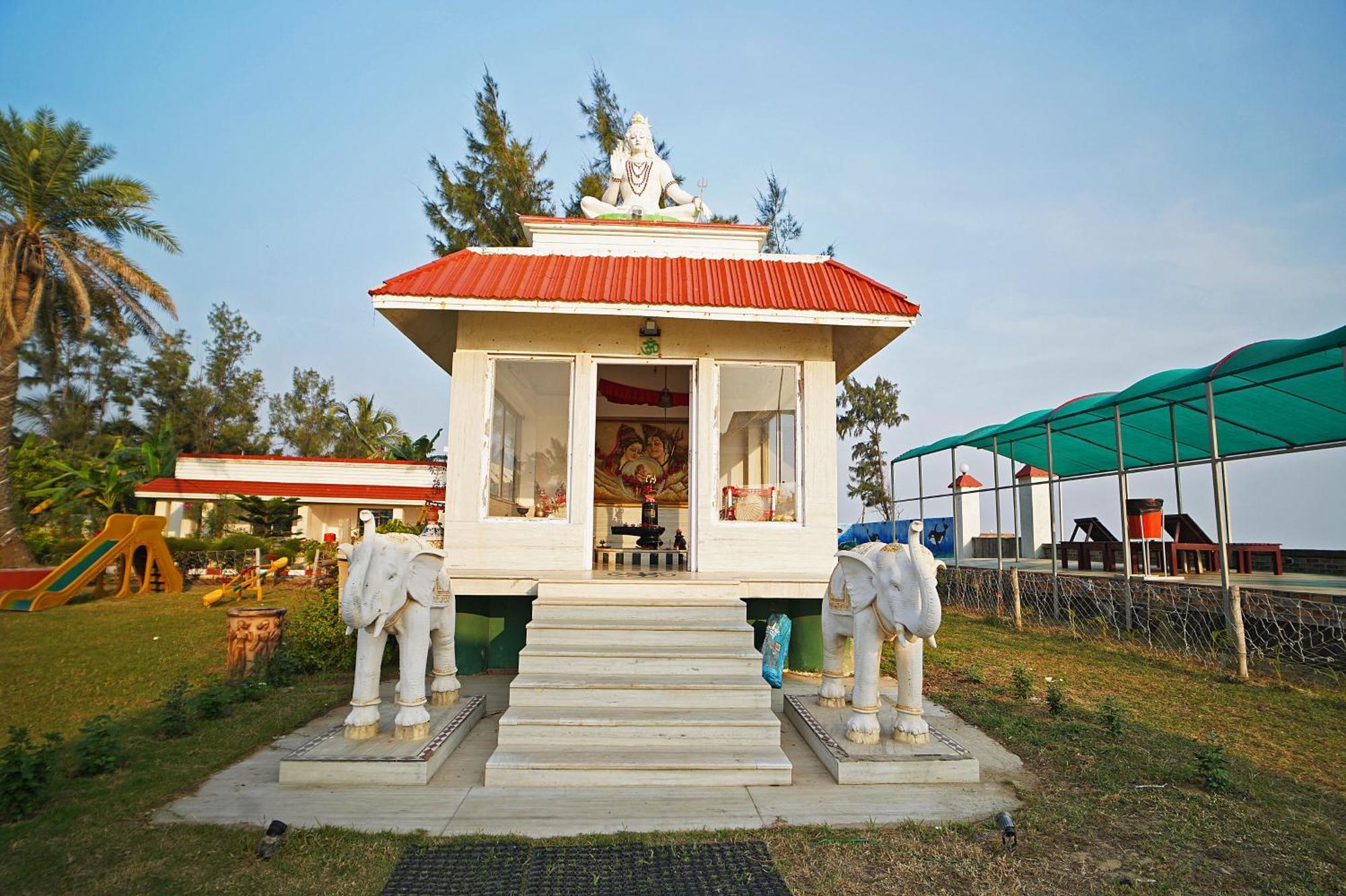 Santiniketan Hotel And Resort !! On Beach Family Resort !! ماندارموني المظهر الخارجي الصورة