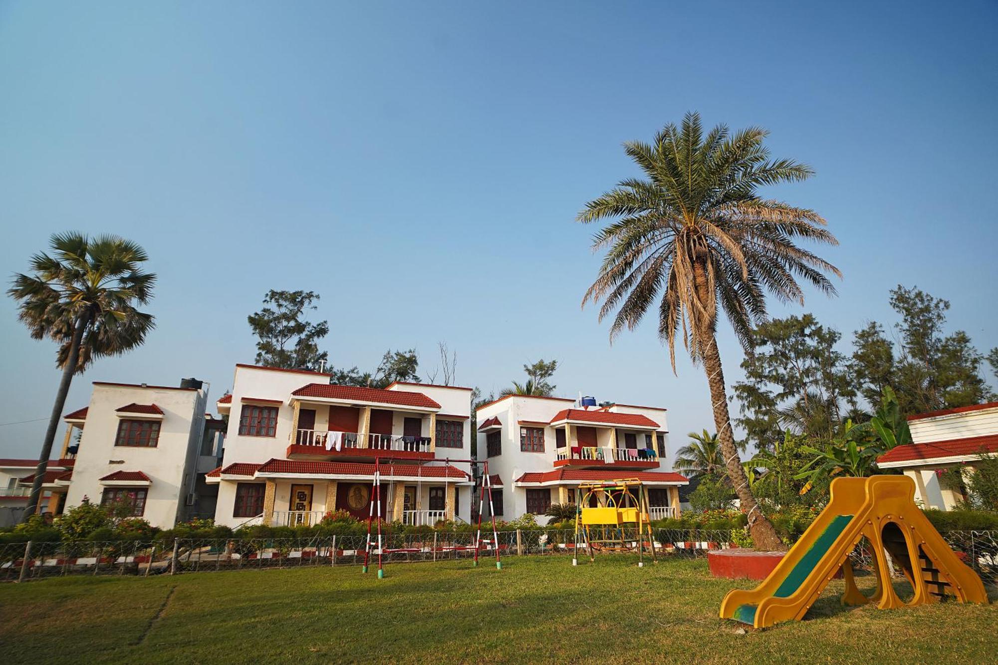 Santiniketan Hotel And Resort !! On Beach Family Resort !! ماندارموني المظهر الخارجي الصورة
